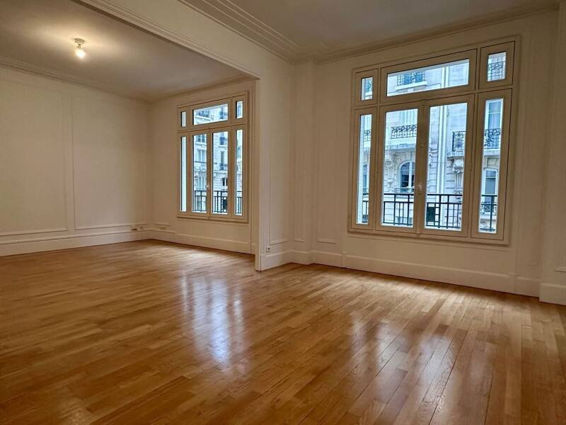 Maison à louer, 103m², PARIS 16E