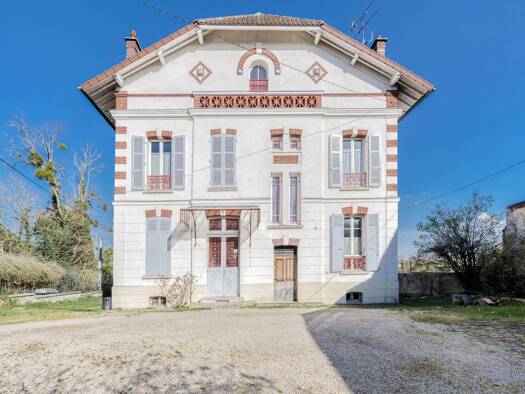 Maison à vendre 697 500 € 10 pièces 7 chambres 246 m² 1 687 m² de terrain Croix Saint Loup-Saint Nicolas Meaux 77100