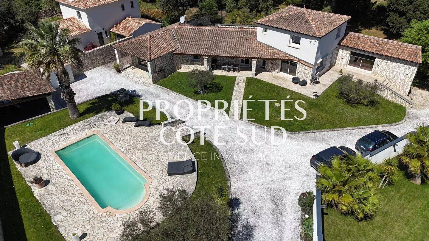 Maison à vendre, 215m², SAINT LAURENT DES ARBRES