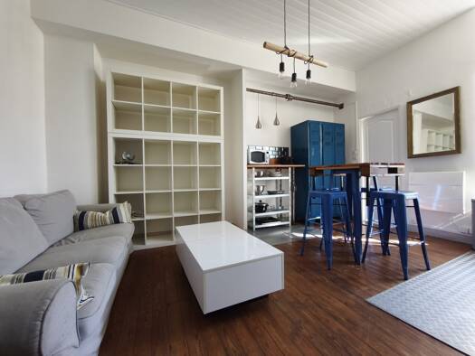 Appartement à louer 674 € 2 pièces 1 chambre 40,6 m² Étage 1/3 Saint-Nazaire 44600