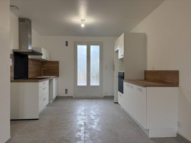 Maison à louer, 130m², CONDAT SUR VIENNE