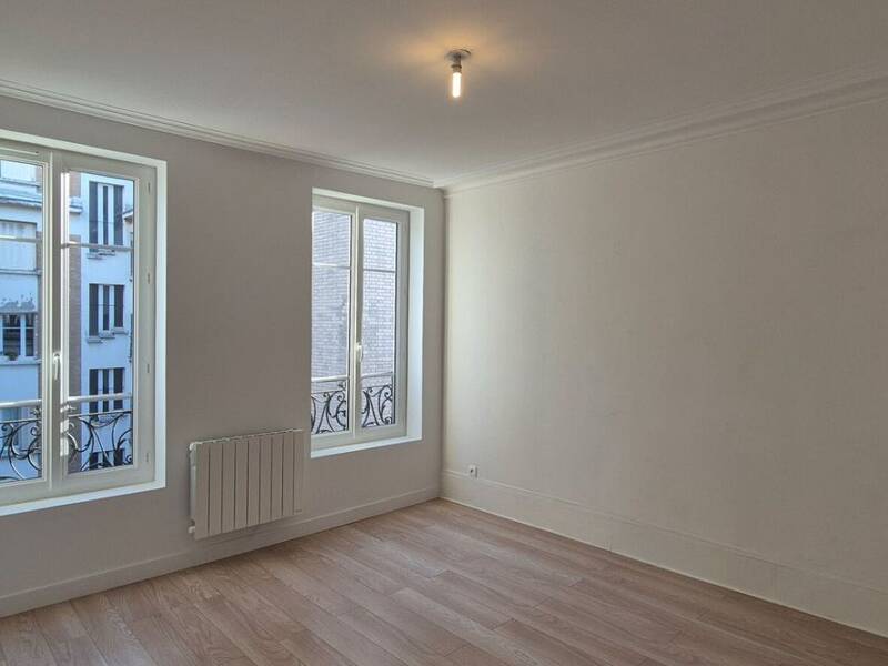Maison à louer, 34m², PARIS 11E