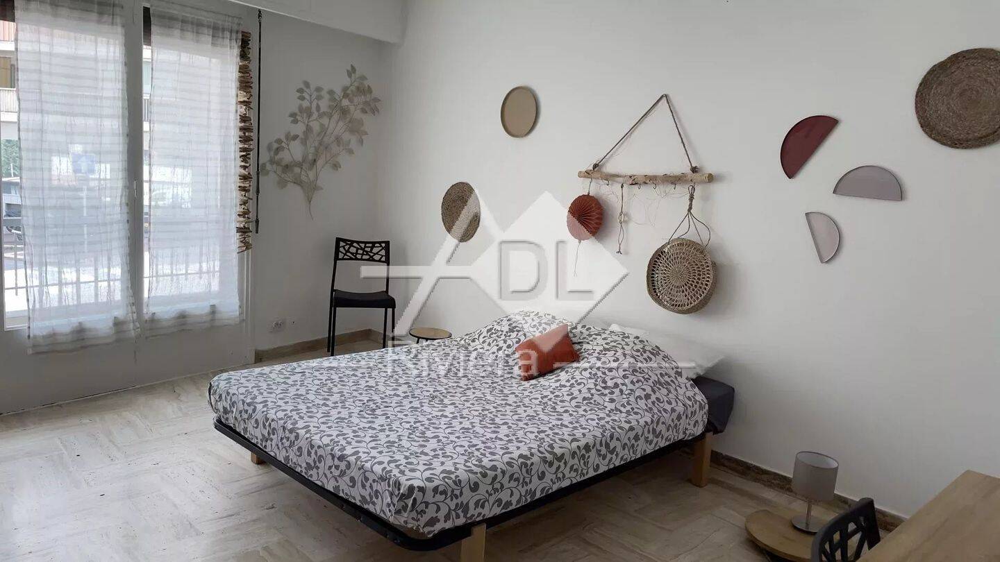Maison à louer, 29m², ANTIBES