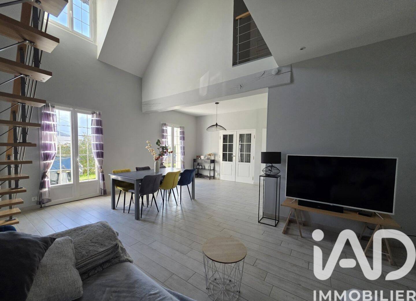Maison à vendre, 162m², SAINT JEAN DE LINIERES