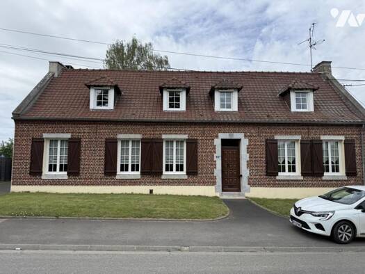 Maison à vendre 262 000 € 8 pièces 4 chambres 1 884 m² de terrain Maurois 59980
