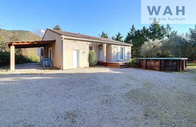Maison de plain-pied à vendre 270 000 € 4 pièces 3 chambres 98 m² 1 243 m² de terrain St Hippolyte du Fort 30170