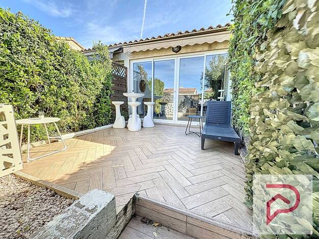 Maison à vendre 299 000 € 2 pièces 2 chambres 49 m² Les Picotieres-Poussaraque-La Milhiere Sanary sur Mer 83110