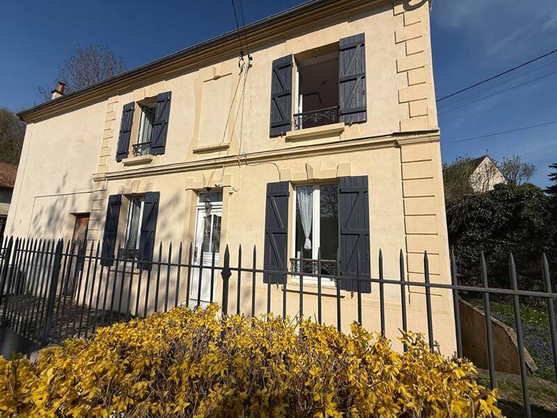 Maison à vendre, 125m², MONTREUIL AUX LIONS