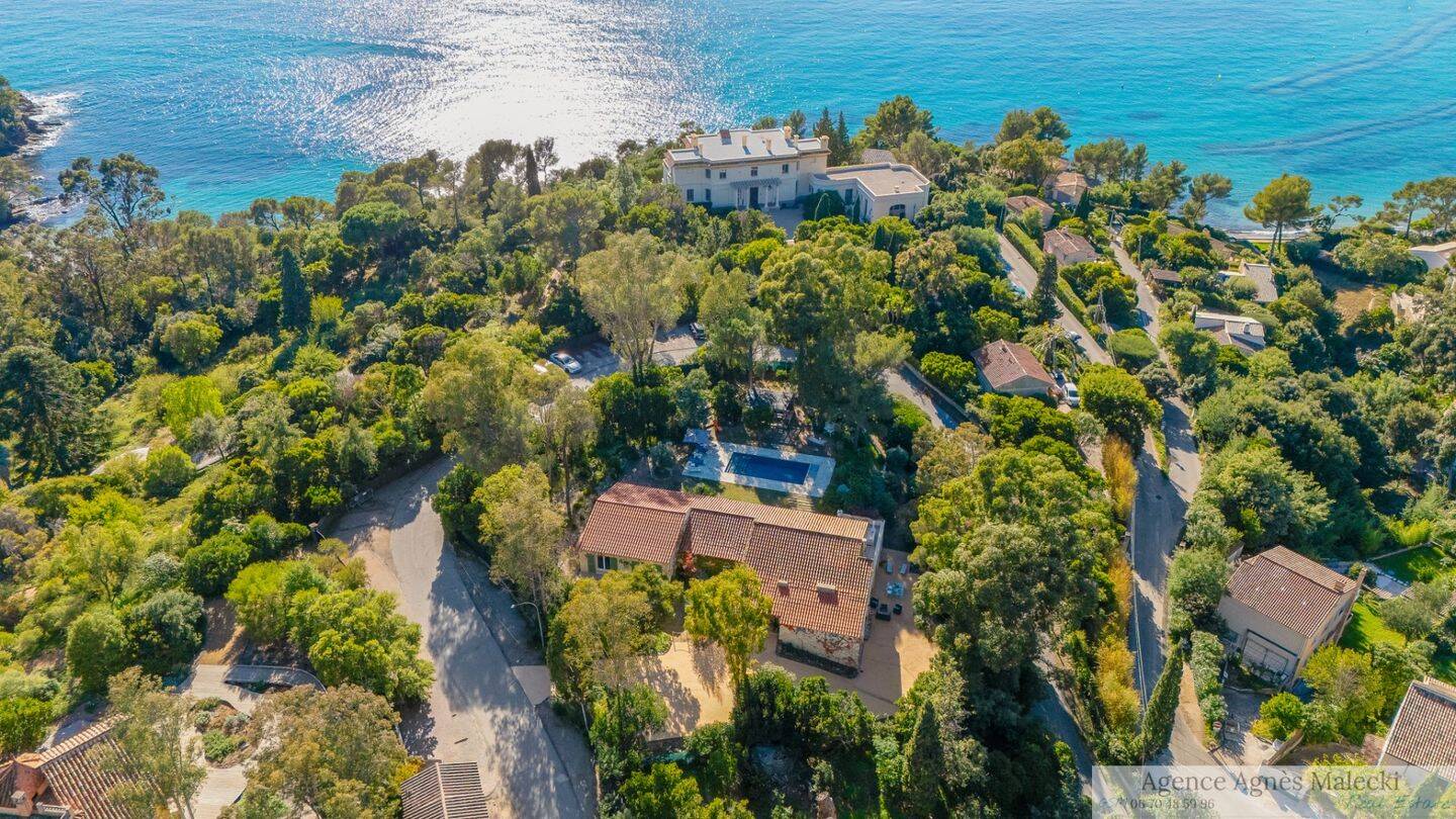 Maison à vendre, 324m², RAYOL CANADEL SUR MER