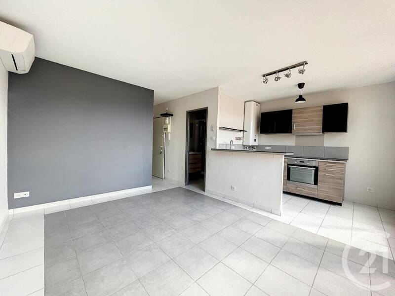 Maison à louer, 34m², MARSEILLE 9E