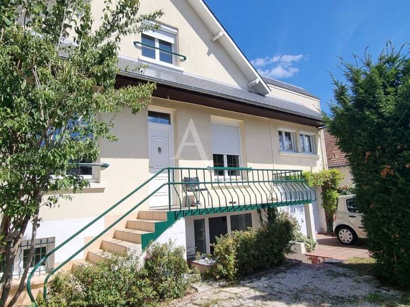 Maison à vendre, 120m², SAINT GERVAIS LA FORET
