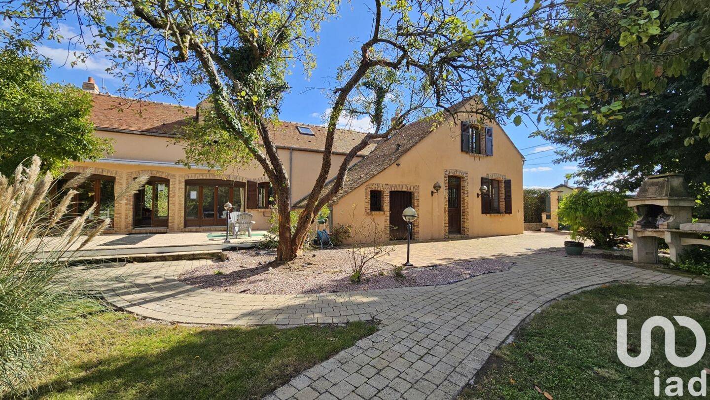 Maison à vendre, 226m², CHATENAY SUR SEINE