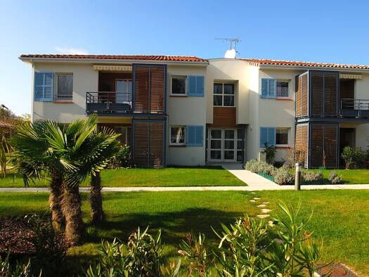 Appartement à louer 721 € 3 pièces 2 chambres 57 m² RDC Casteljaloux 47700