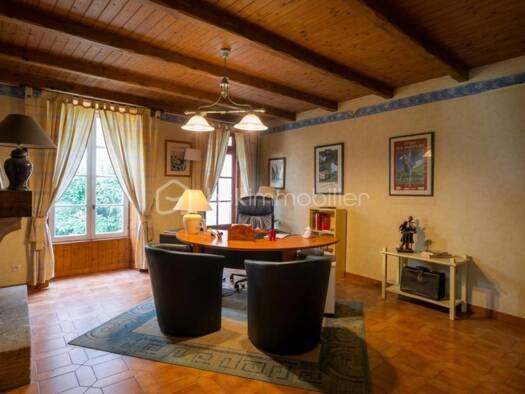 Maison à vendre 240 000 € 6 pièces 4 chambres 145 m² 134 m² de terrain Marennes-Hiers-Brouage 17320