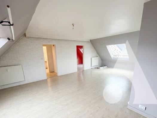 Appartement à vendre 79 000 € 1 pièce 40,86 m² Étage 6/6 Cathédrale Troyes 10000