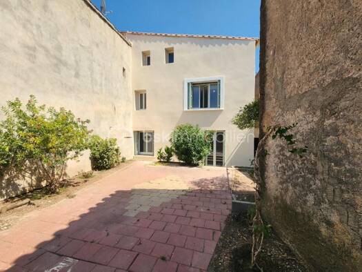 Maison à vendre 335 000 € 5 pièces 4 chambres 130 m² 219 m² de terrain Est Bessan 34550