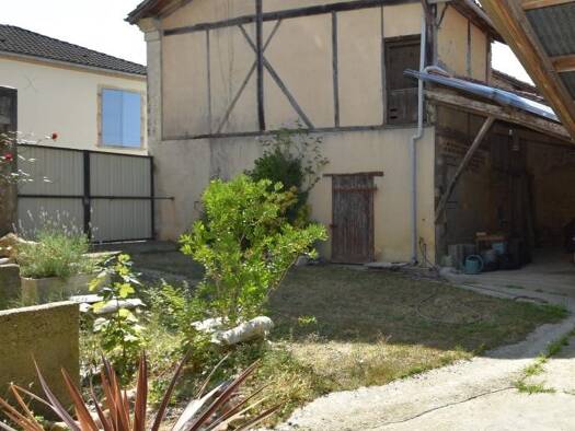 Maison à vendre 99 500 € 4 pièces 3 chambres 143 m² 1 740 m² de terrain Coudures 40500