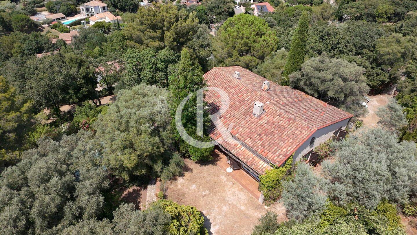 Maison à vendre, 180m², HYERES