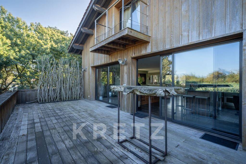 Maison à vendre, 239m², GUJAN MESTRAS