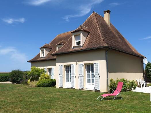 Maison à vendre 299 000 € 7 pièces 4 chambres 155 m² 1 004 m² de terrain Le Plessis-Hébert 27120