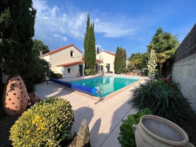 Maison à vendre 495 000 € 8 pièces 6 chambres 170 m² 1 016 m² de terrain Portillon-Pégers-Reigners Vertou 44120