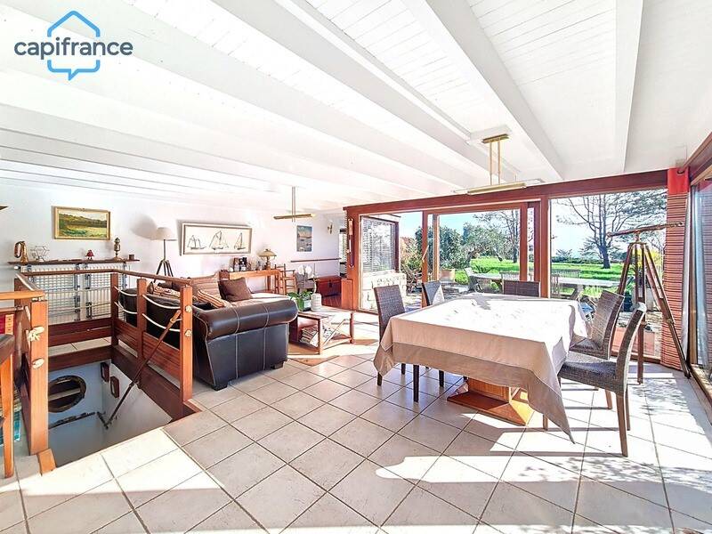 Maison à vendre, 233m², PLOUGONVELIN