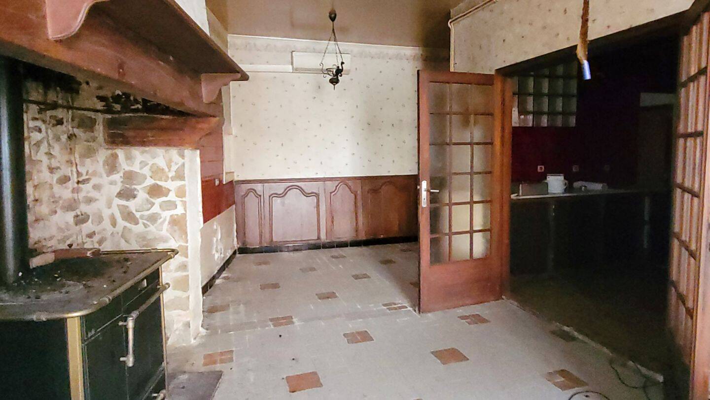 Maison à vendre, 180m², MAGNAC BOURG