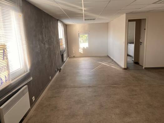 Espace bureau à louer 515 € 40 m² de bureaux Aubagne 13400