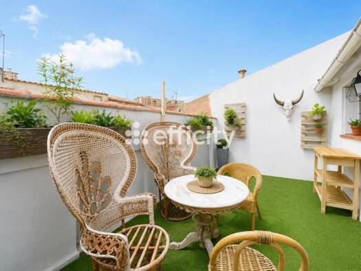 Duplex à vendre 350 000 € 3 pièces 2 chambres 64 m² Étage 3/3 Extension Centre Ville La Ciotat 13600