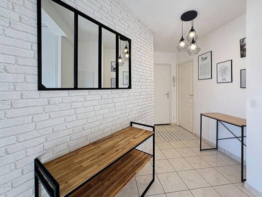 Appartement à louer 750 € 3 pièces 2 chambres 57,7 m² 1er étage Olemps 12510