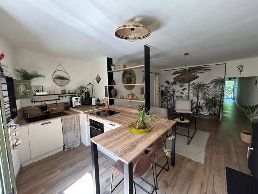 Maison à vendre 645 000 € 6 pièces 5 chambres 155 m² 30 m² de terrain Uzès 30700