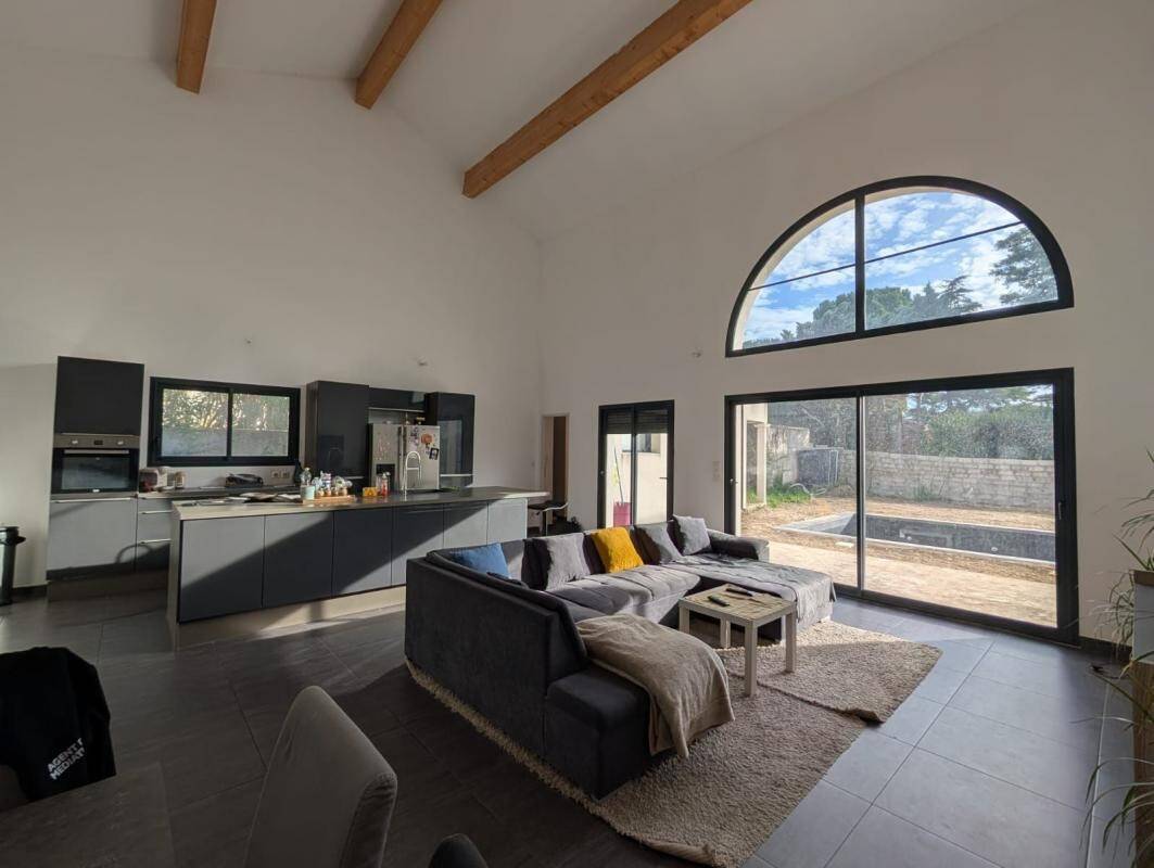 Maison à vendre, 142m², SAINT HILAIRE D'OZILHAN