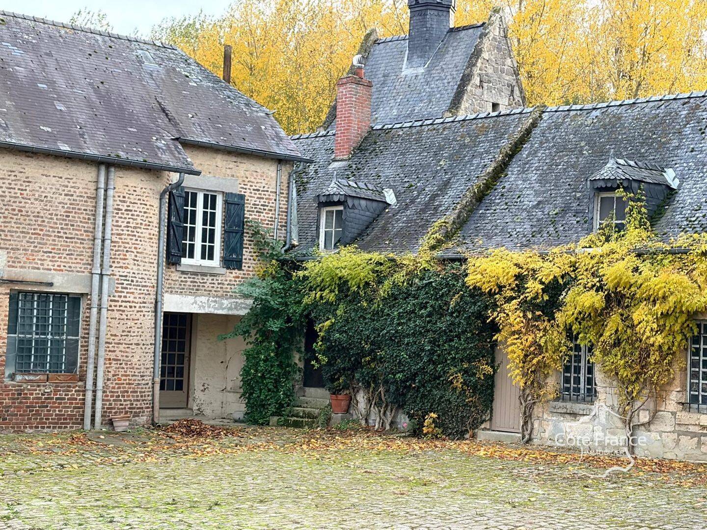 Maison à vendre, 278m², LAON