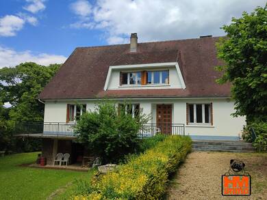 Maison à vendre 254 400 € 8 pièces 6 chambres 250 m² 4 811 m² de terrain Nexon 87800