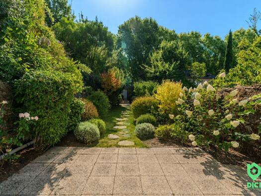 Maison à vendre 655 000 € 6 pièces 5 chambres 127 m² 224 m² de terrain Centre Angers 49000