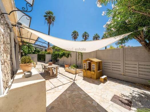 Appartement à vendre 795 000 € 4 pièces 3 chambres 148,82 m² RDC Petit Juas Cannes 06400