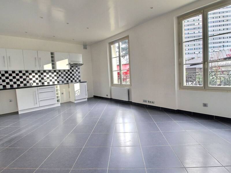 Maison à louer, 52m², COURBEVOIE