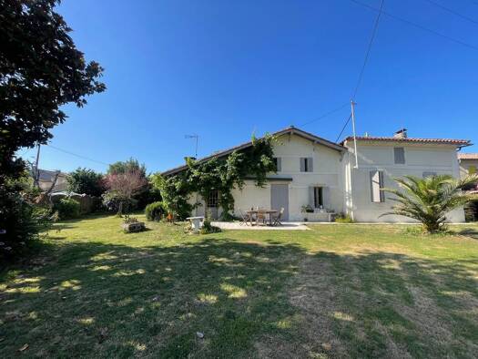 Maison à vendre 345 000 € 7 pièces 5 chambres 198 m² 1 720 m² de terrain Ste Terre 33350