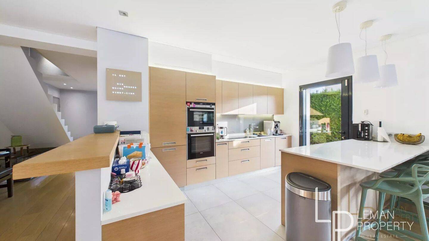 Maison à vendre, 187m², VEIGY FONCENEX