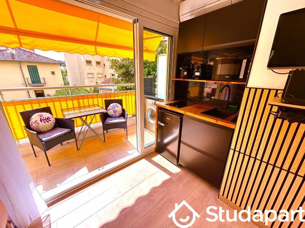 Maison à louer, 11m², ANTIBES