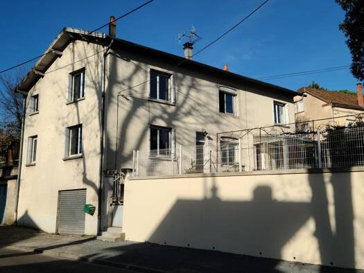 Maison à vendre 169 900 € 5 pièces 3 chambres 122 m² 438 m² de terrain Saint Georges Cahors 46000