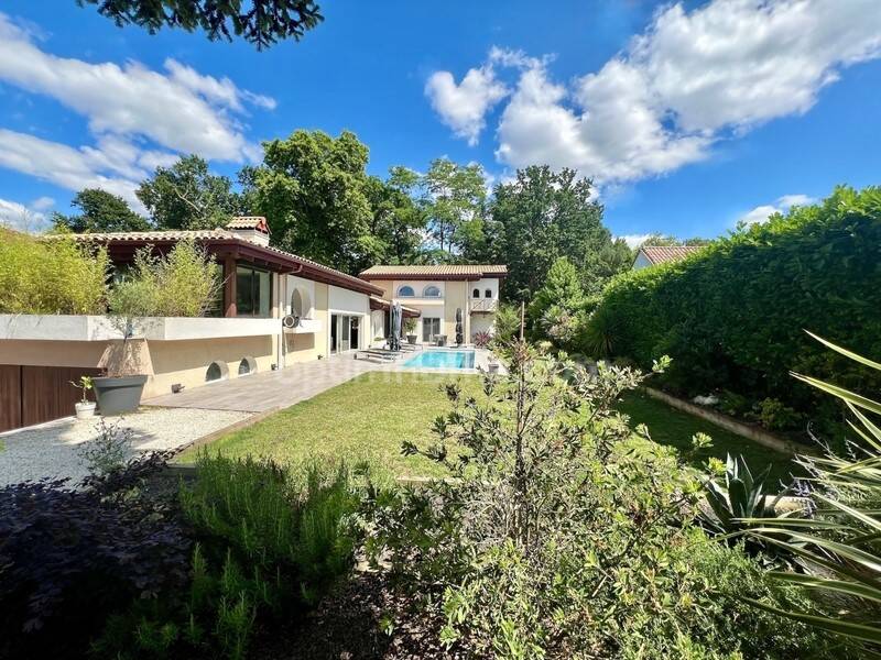 Maison à vendre, 216m², MERIGNAC