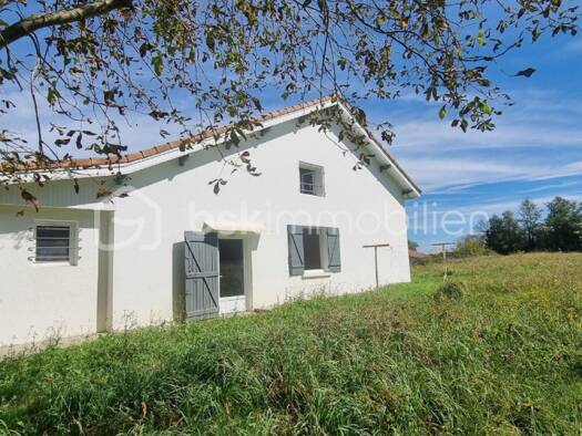 Maison à vendre 195 000 € 7 pièces 4 chambres 140 m² 5 678 m² de terrain Pomarez 40360