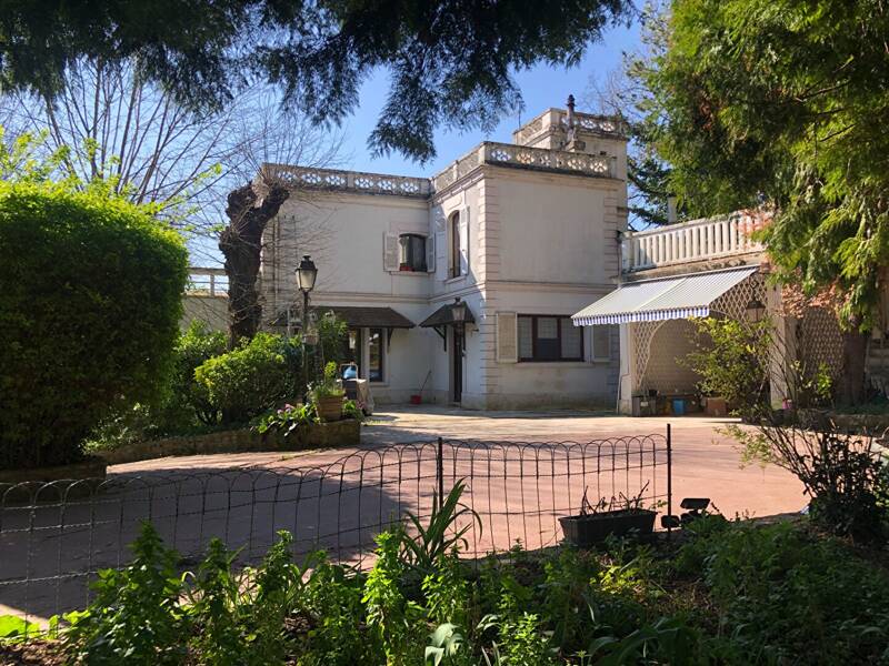 Maison à vendre, 200m², FOLLAINVILLE DENNEMONT