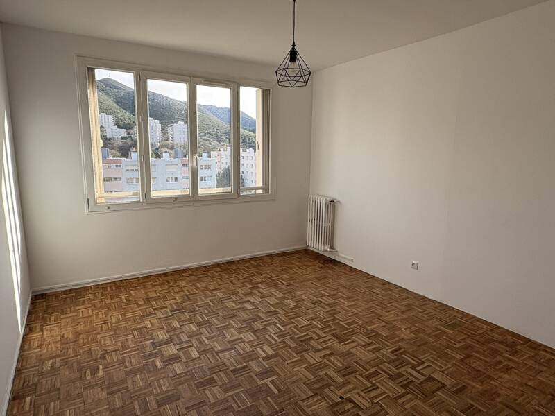 Maison à louer, 55m², MARSEILLE 11E