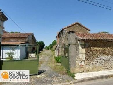 Maison en viager occupé Bouquet 32 600 € 5 pièces 3 chambres 103 m² 1 395 m² de terrain Cernay 86140