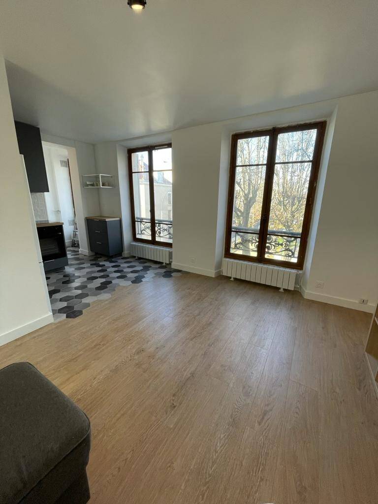 Maison à louer, 37m², SAINT MAUR DES FOSSES