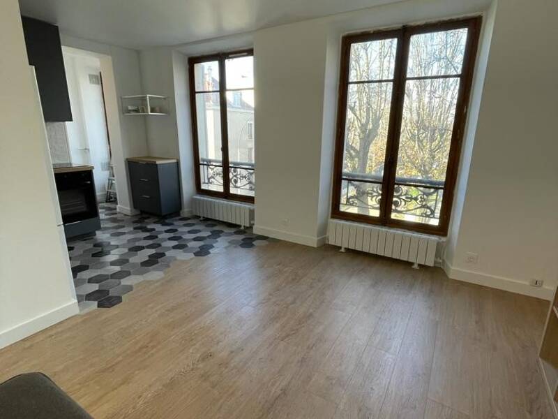 Maison à louer, 37m², SAINT MAUR DES FOSSES