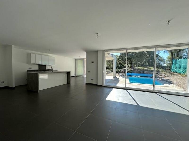 Maison à louer, 135m², MARSEILLE 11E