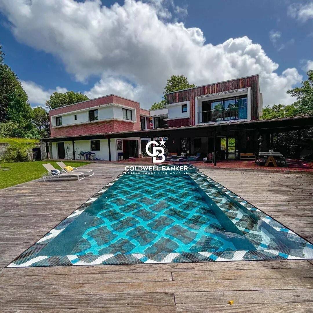 Maison à vendre, 395m², FORT DE FRANCE
